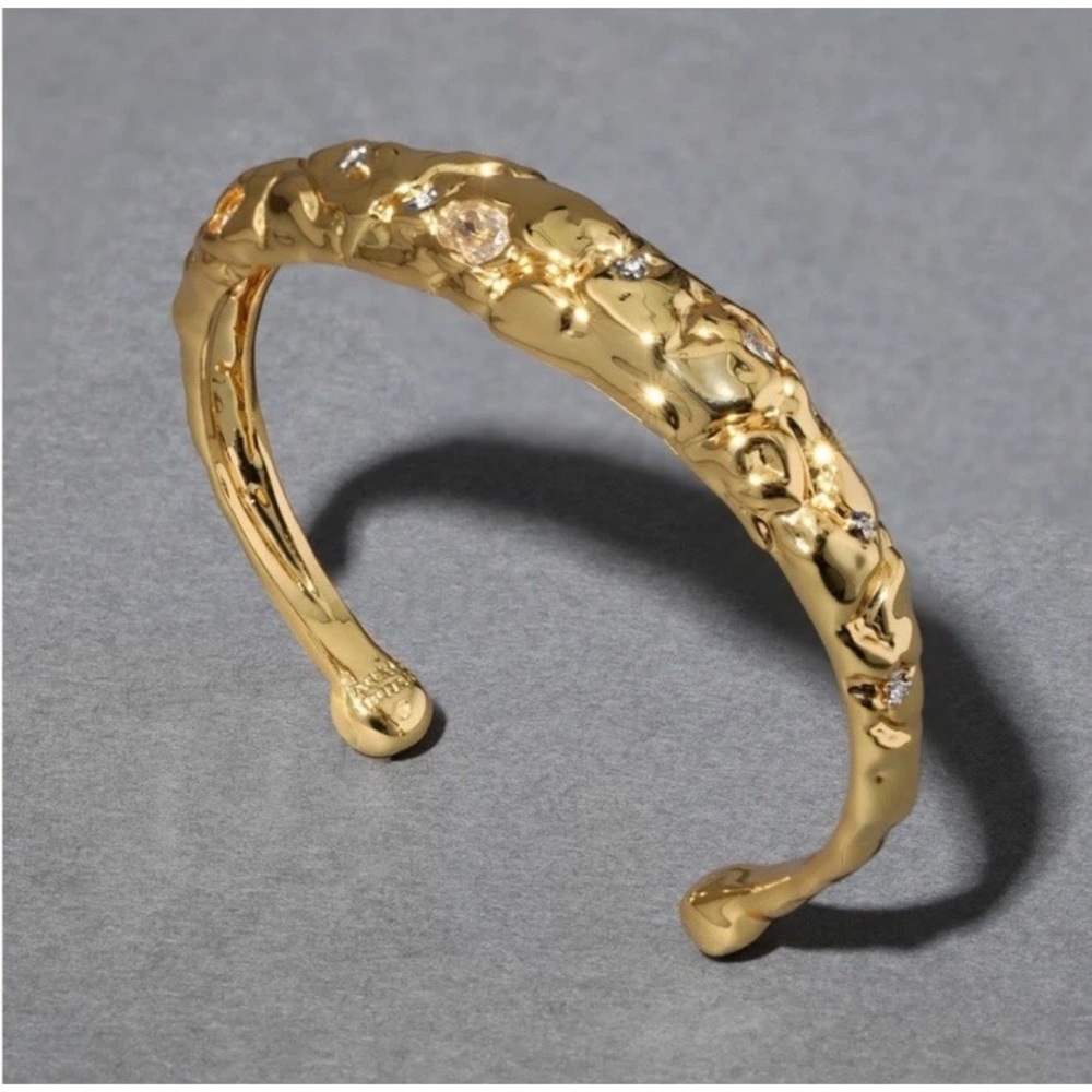 ALEXIS BITTAR • Gold Brut Pavé Crystal Sculptural
Cuff Bracelet